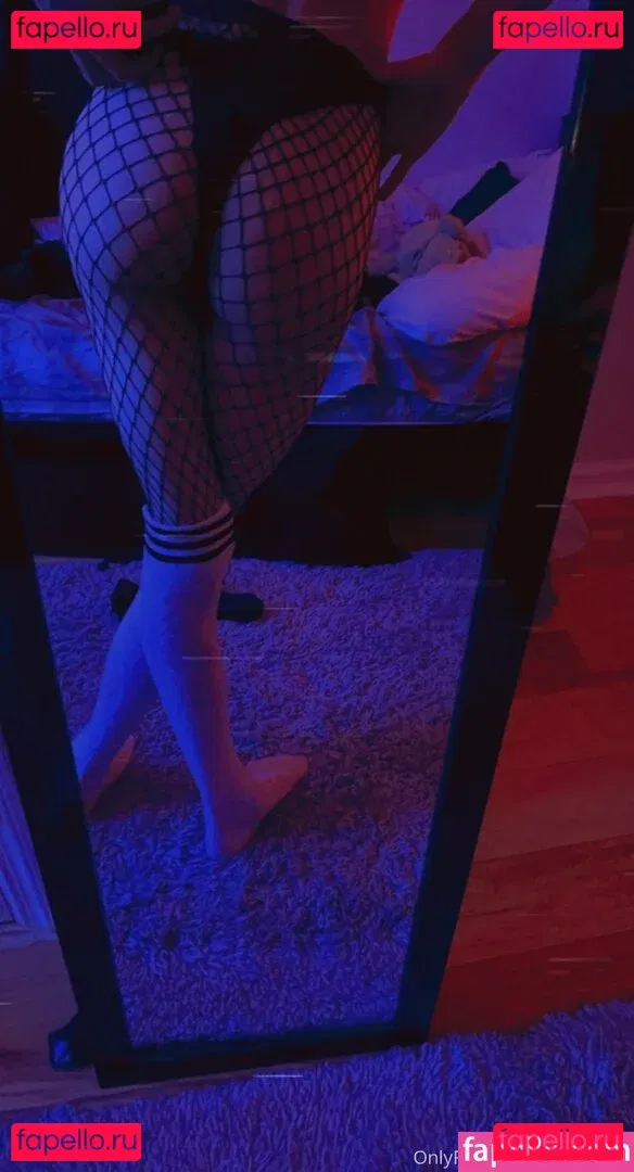 skylaredm Onlyfans Photo Gallery 