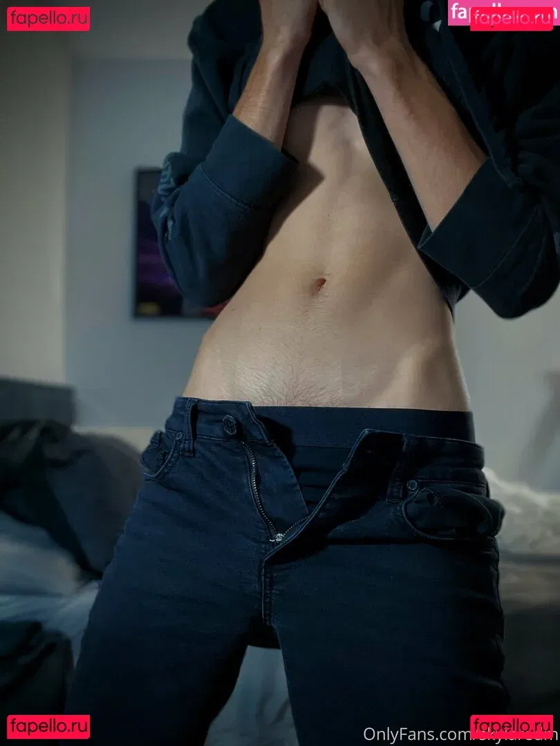 skylaredm Onlyfans Photo Gallery 