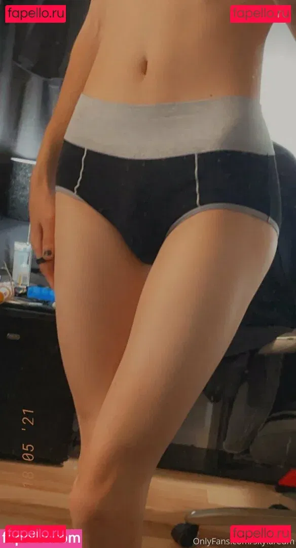 skylaredm Onlyfans Photo Gallery 