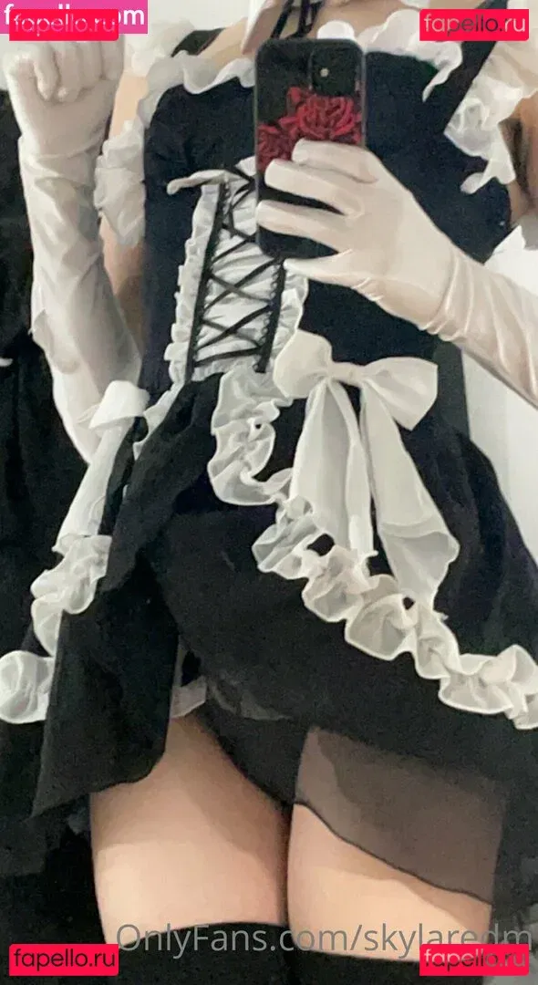 skylaredm Onlyfans Photo Gallery 