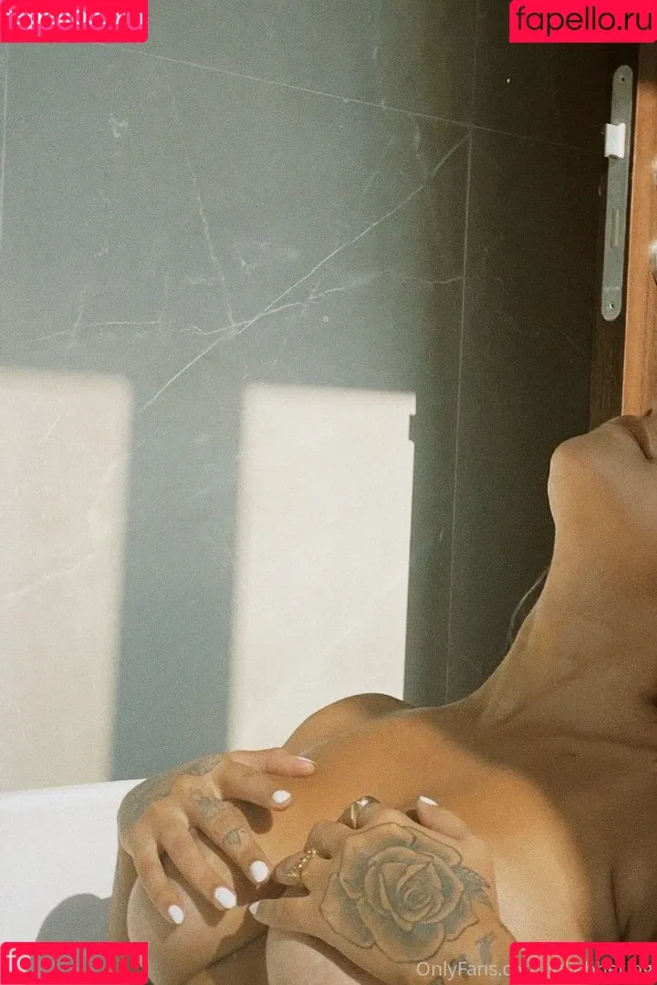 Julia Bhering Onlyfans Photo Gallery 