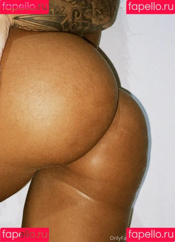 Julia Bhering Onlyfans Photo Gallery 