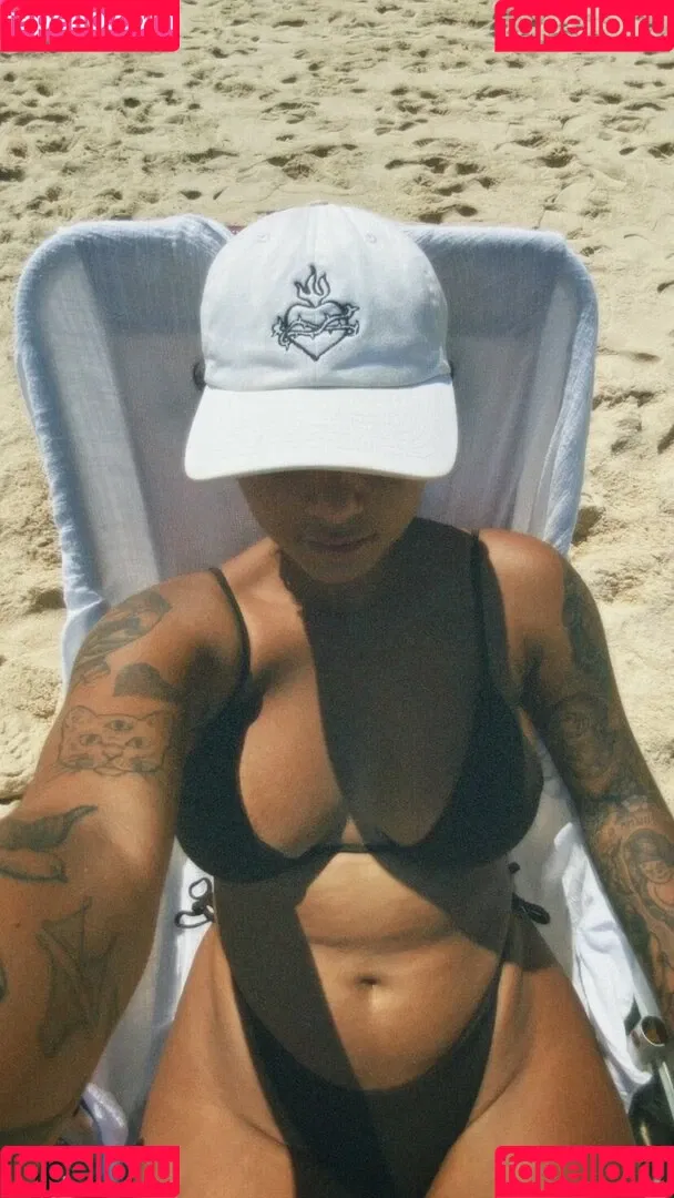 Julia Bhering Onlyfans Photo Gallery 