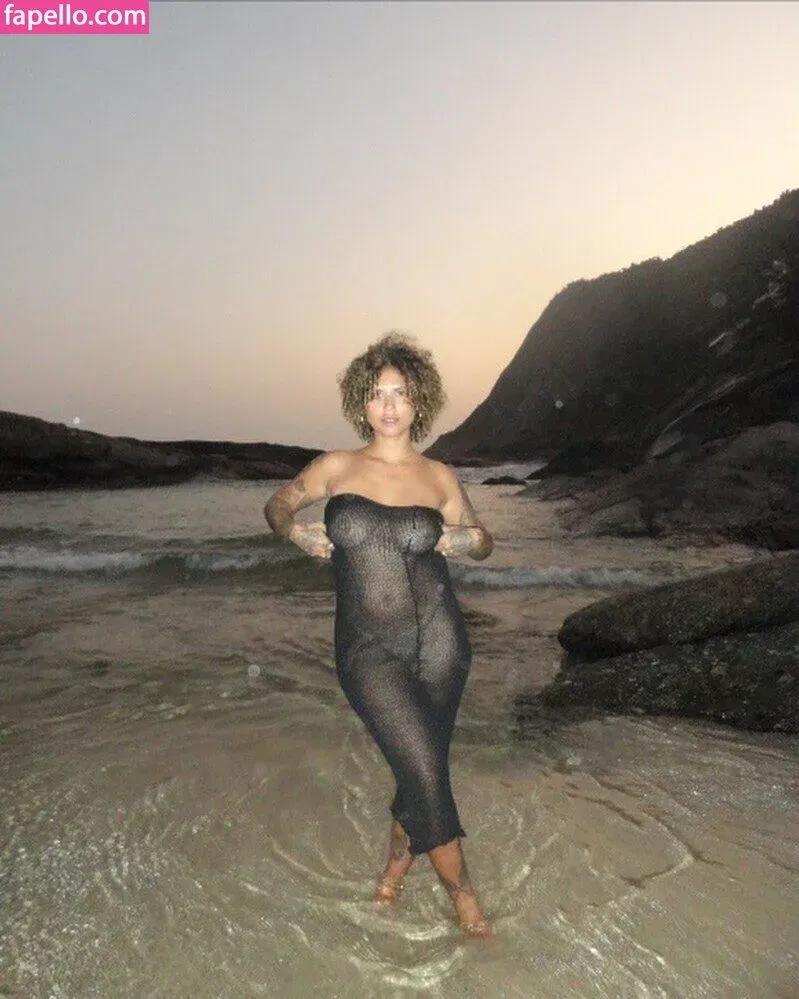 Julia Bhering Onlyfans Photo Gallery 