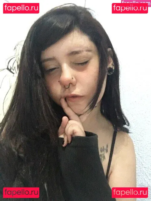 ratermilky Onlyfans Photo Gallery 