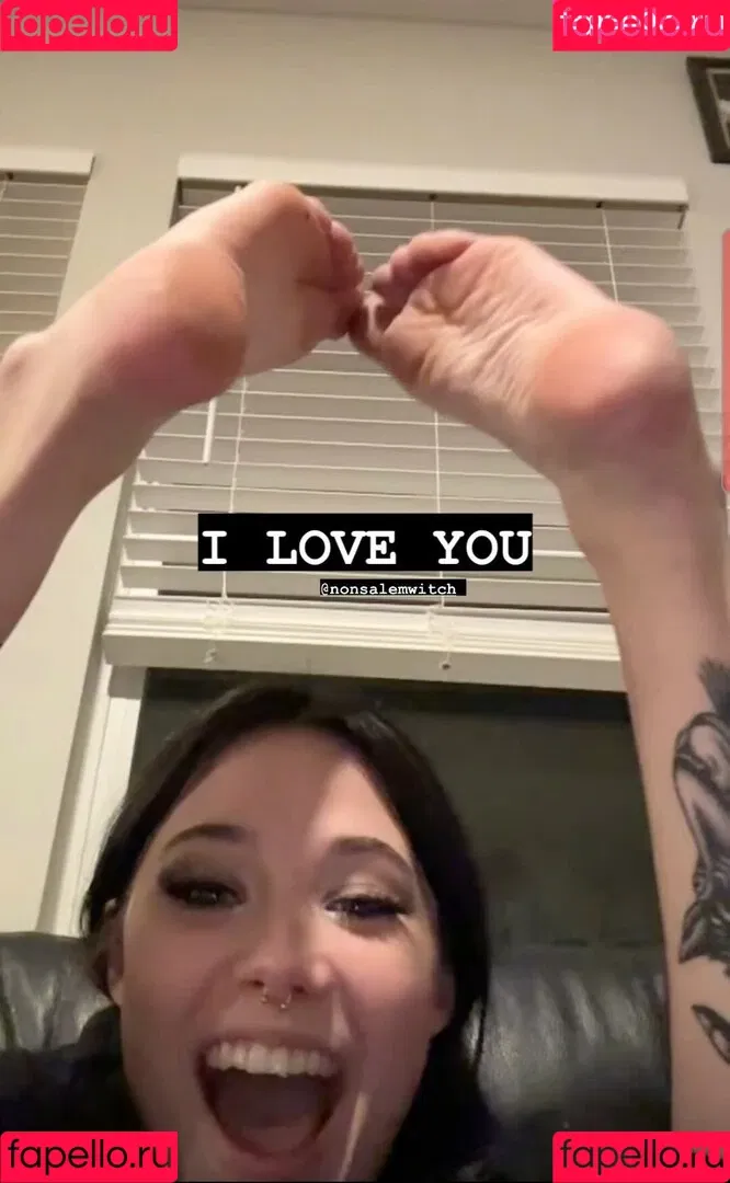 Claire Estabrook Onlyfans Photo Gallery 