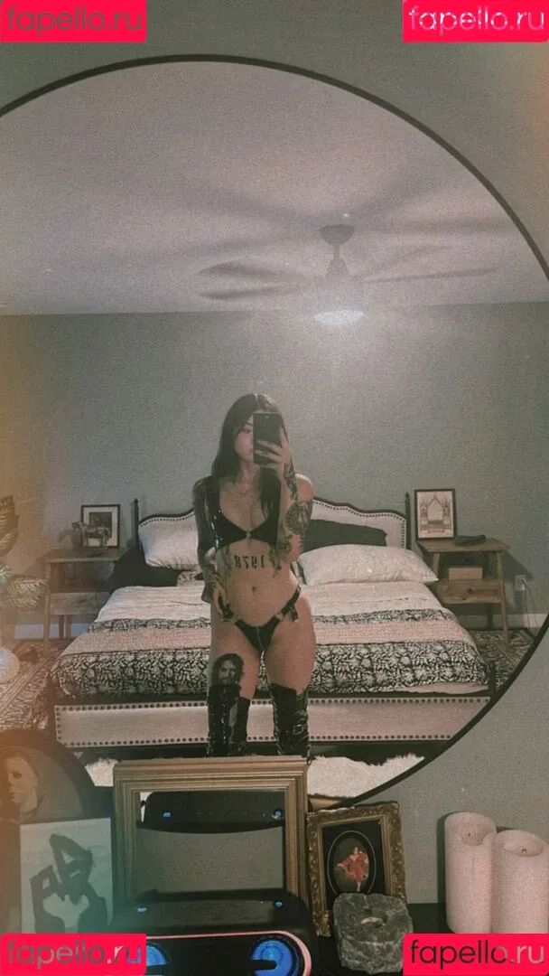 Claire Estabrook Onlyfans Photo Gallery 