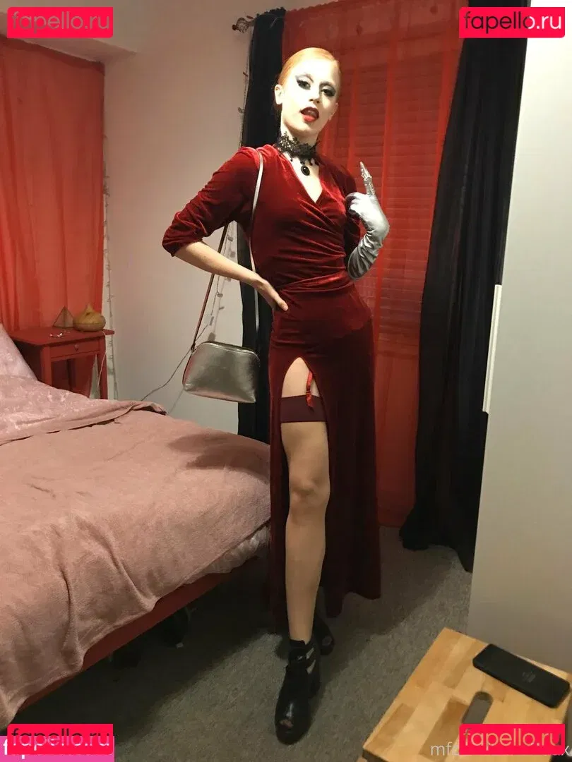 lunaroux Onlyfans Photo Gallery 