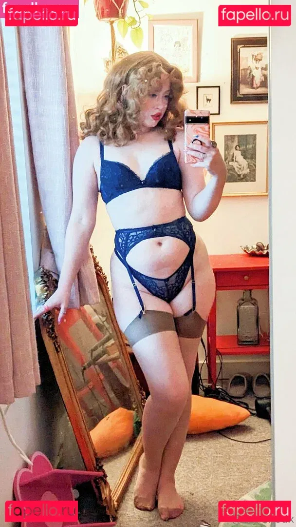 lunaroux Onlyfans Photo Gallery 