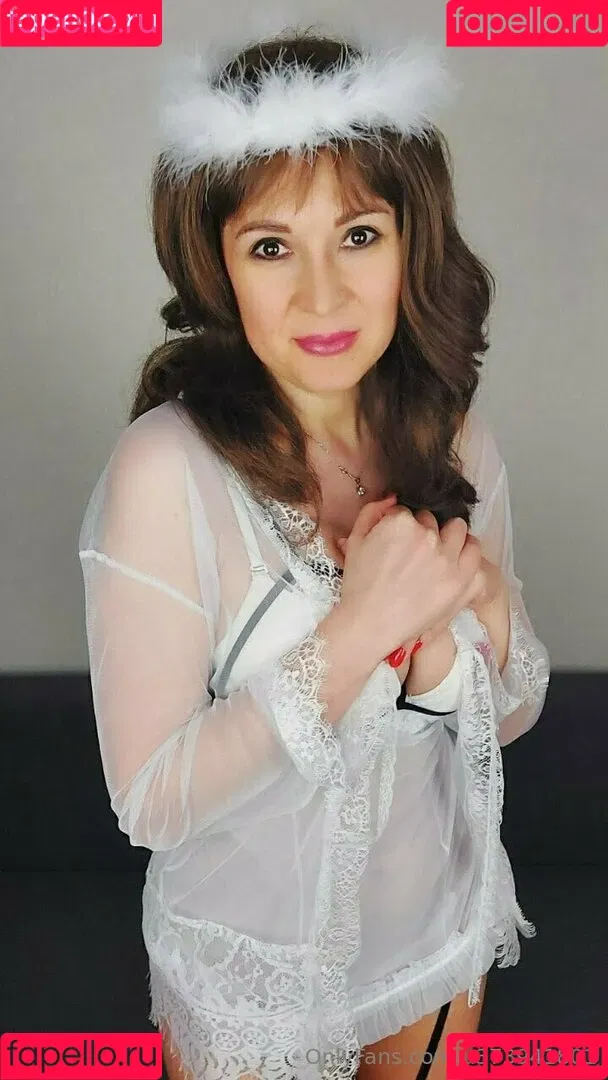 ella_tatti Onlyfans Photo Gallery 