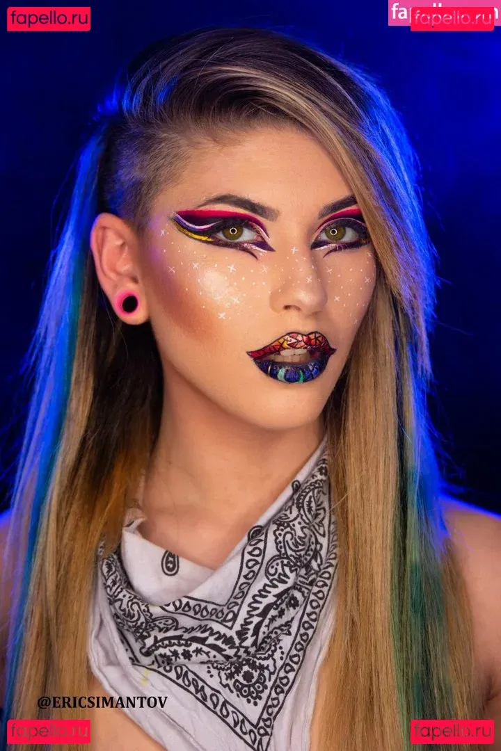 ella_tatti Onlyfans Photo Gallery 