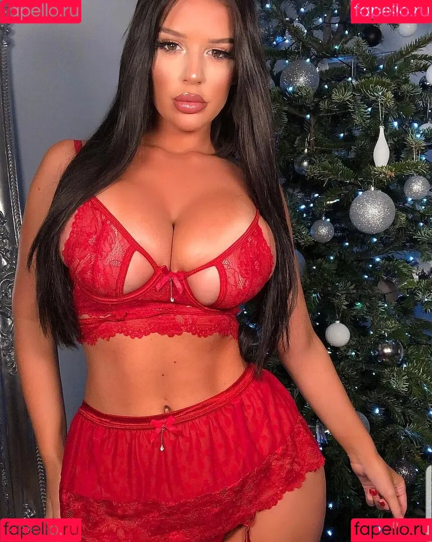 Elizabeth Georgina Onlyfans Photo Gallery 