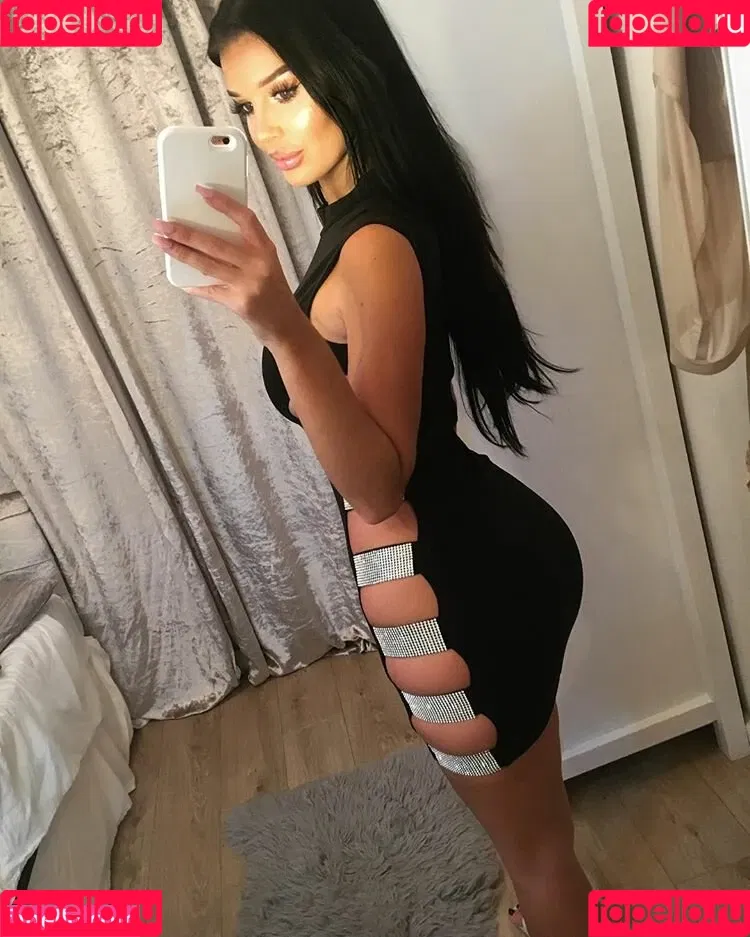 Elizabeth Georgina Onlyfans Photo Gallery 
