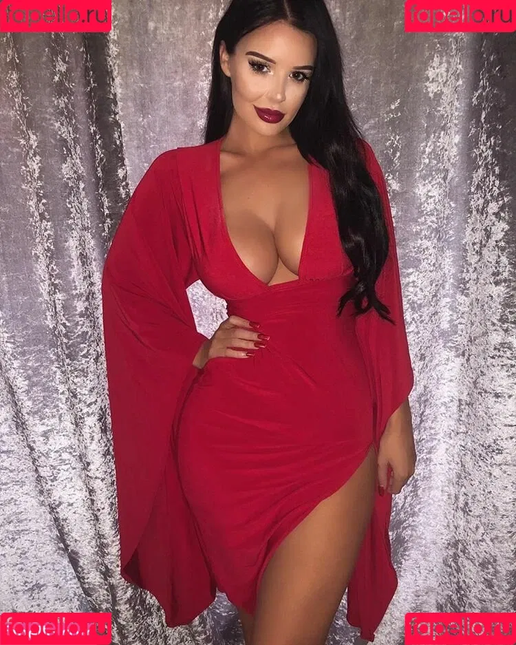 Elizabeth Georgina Onlyfans Photo Gallery 