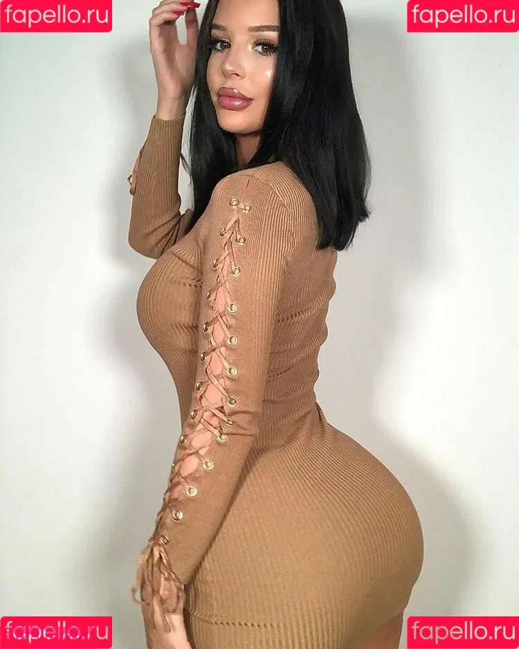 Elizabeth Georgina Onlyfans Photo Gallery 