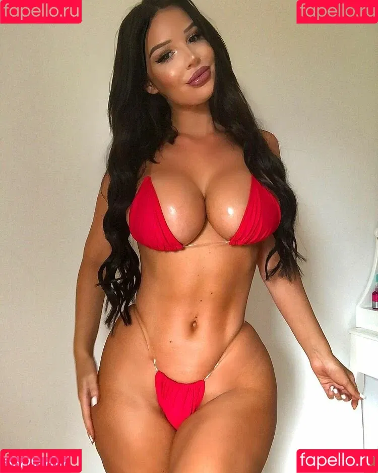 Elizabeth Georgina Onlyfans Photo Gallery 