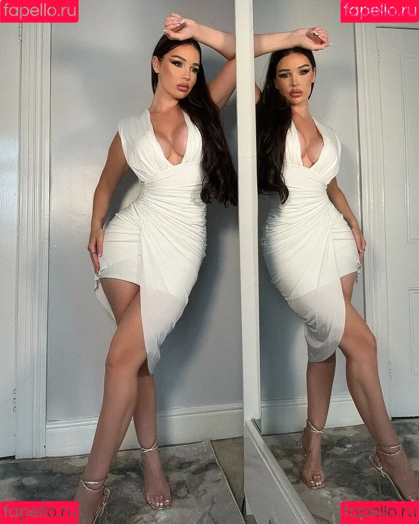 Elizabeth Georgina Onlyfans Photo Gallery 