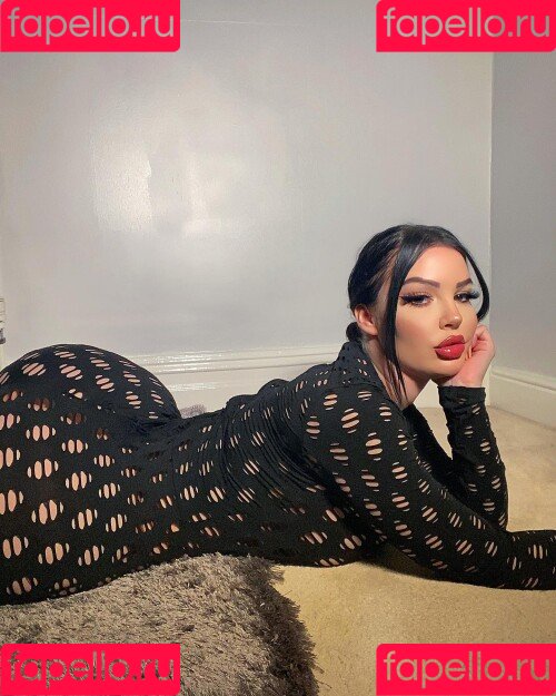 Elizabeth Georgina Onlyfans Photo Gallery 