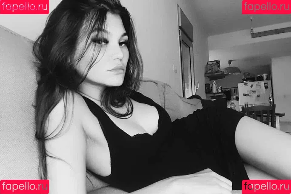BabyyyGorilla Onlyfans Photo Gallery 