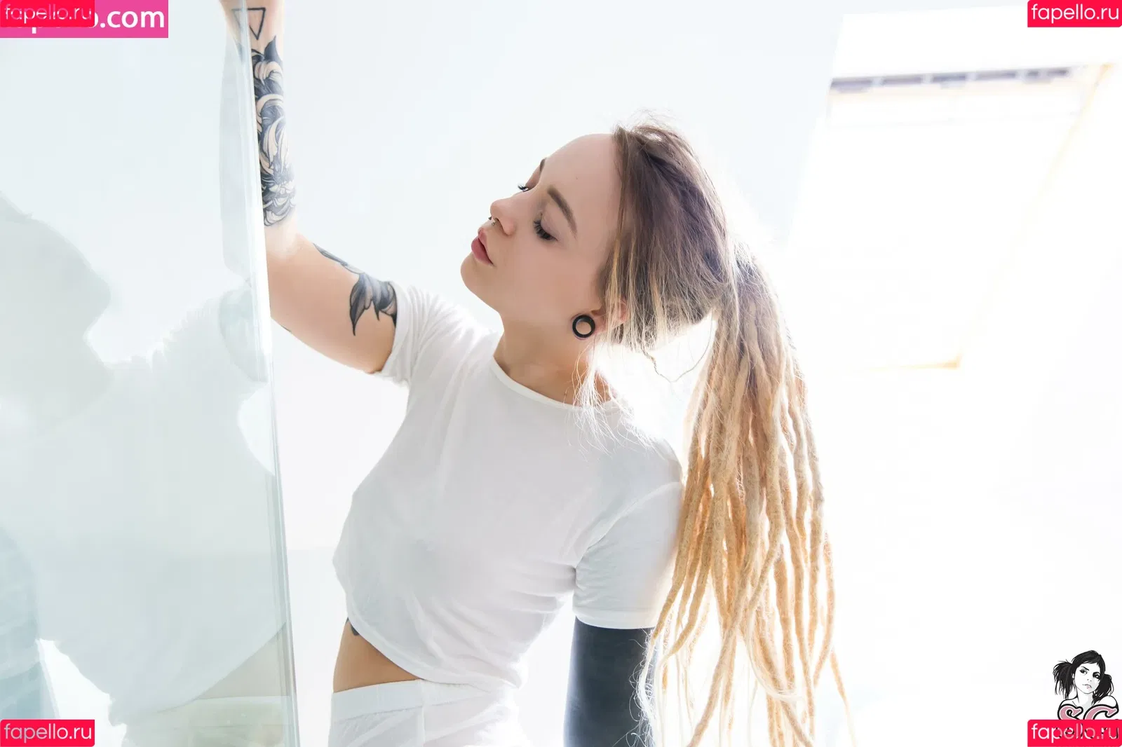 Mundi Onlyfans Photo Gallery 
