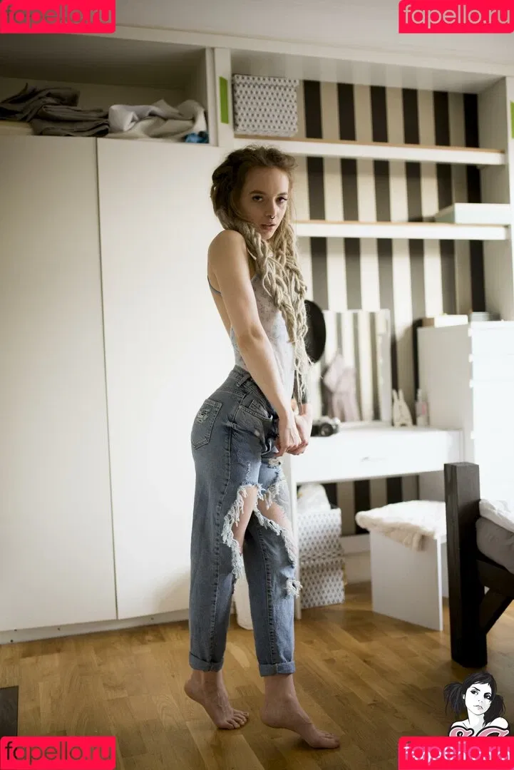 Mundi Onlyfans Photo Gallery 