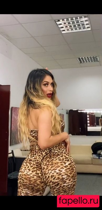 Fátima Segovia Nude Onlyfans Photo 21