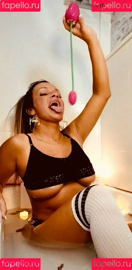 kbaecutie1 Onlyfans Photo Gallery 
