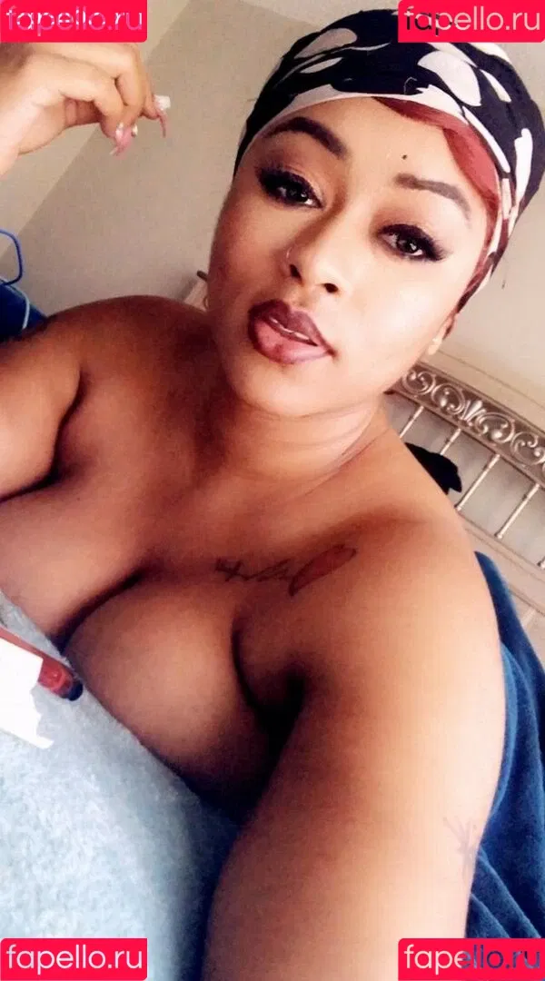 Juicyyjuicebox Onlyfans Photo Gallery 