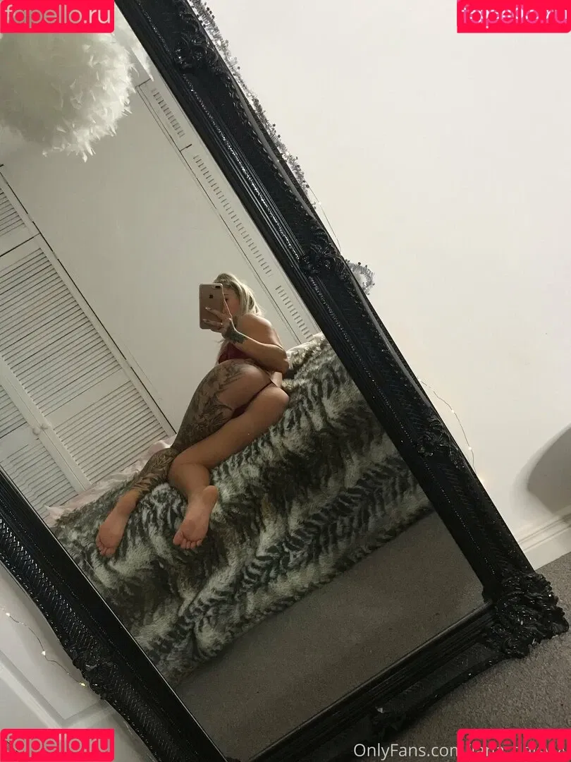 Lana_daisyyy Onlyfans Photo Gallery 
