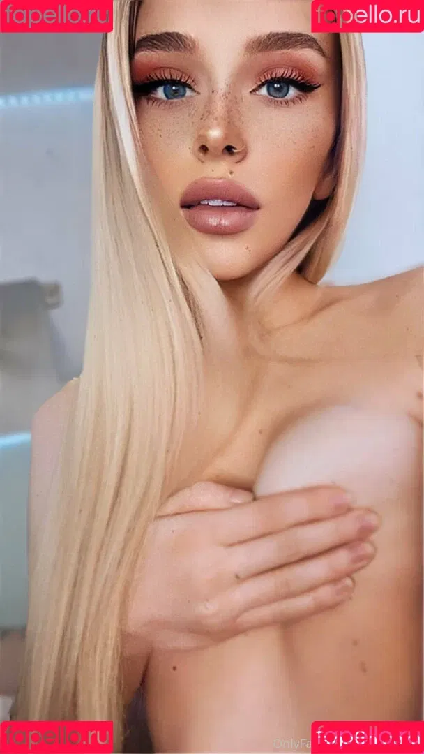 cali.honeyy Onlyfans Photo Gallery 