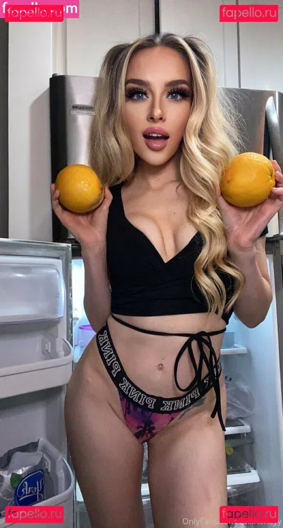 cali.honeyy Onlyfans Photo Gallery 