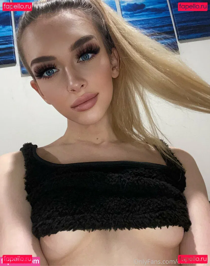 cali.honeyy Onlyfans Photo Gallery 