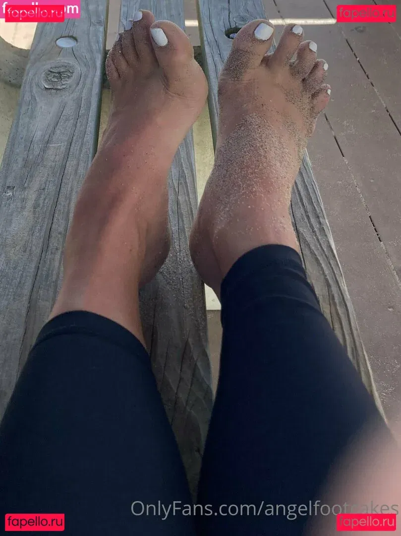 angelfootcakes Onlyfans Photo Gallery 