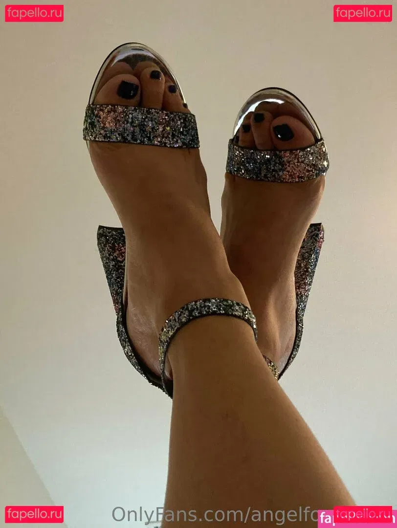 angelfootcakes Onlyfans Photo Gallery 