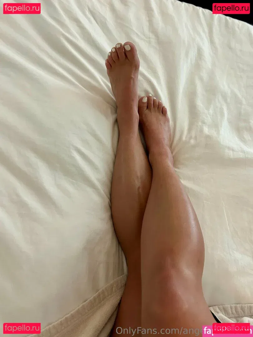 angelfootcakes Onlyfans Photo Gallery 