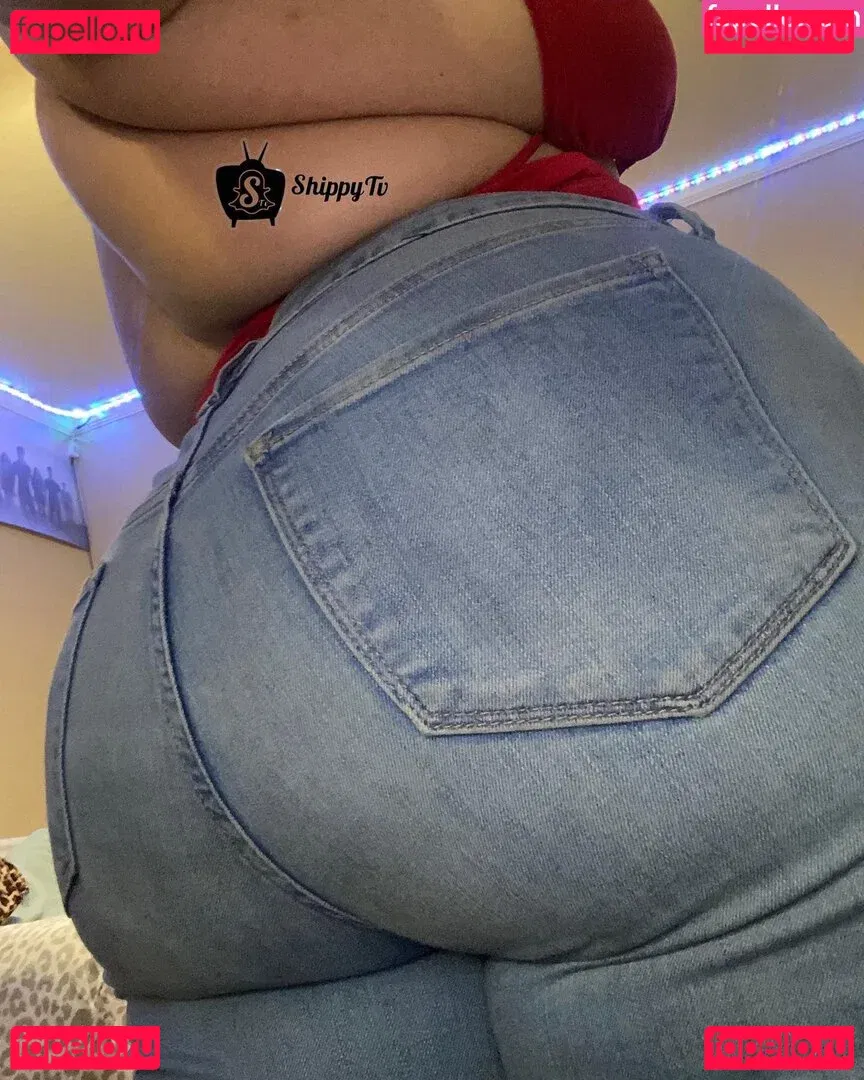 theyhateshippy Onlyfans Photo Gallery 