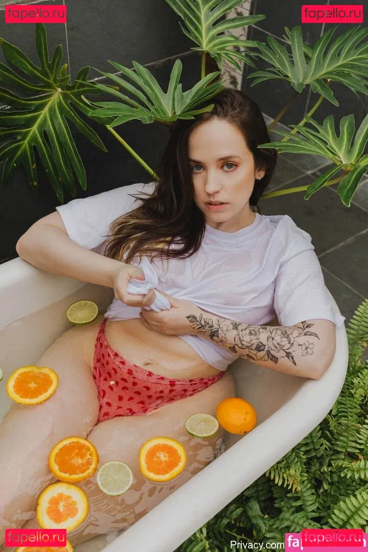 Nay Rodrigues Onlyfans Photo Gallery 