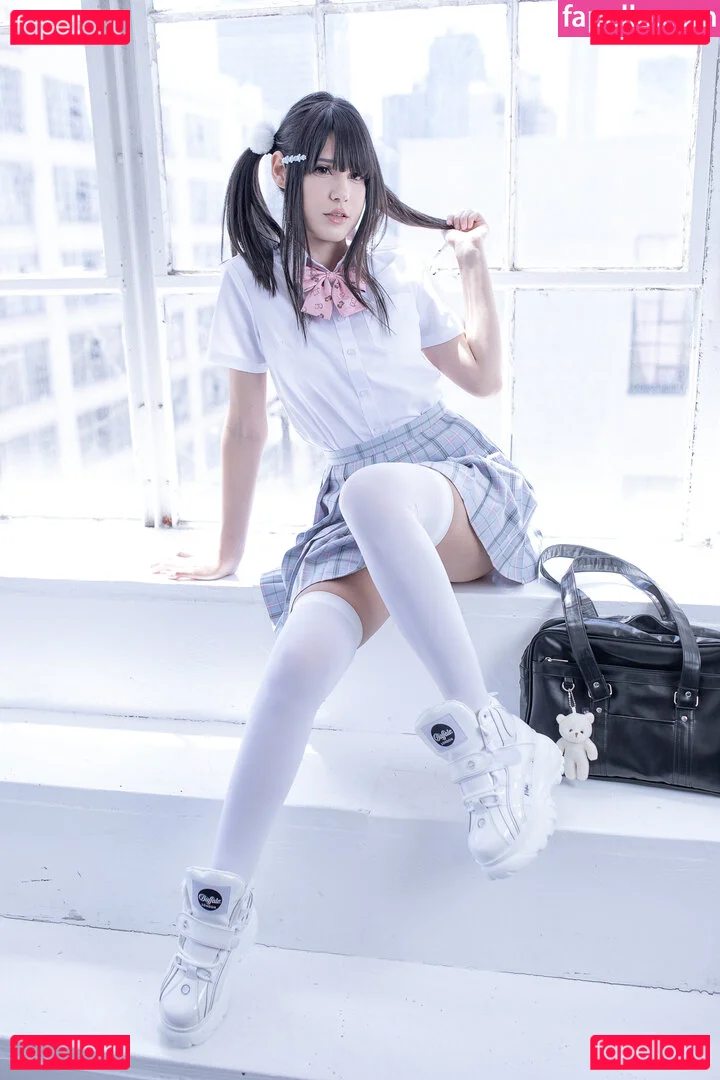 Jinni SG Onlyfans Photo Gallery 