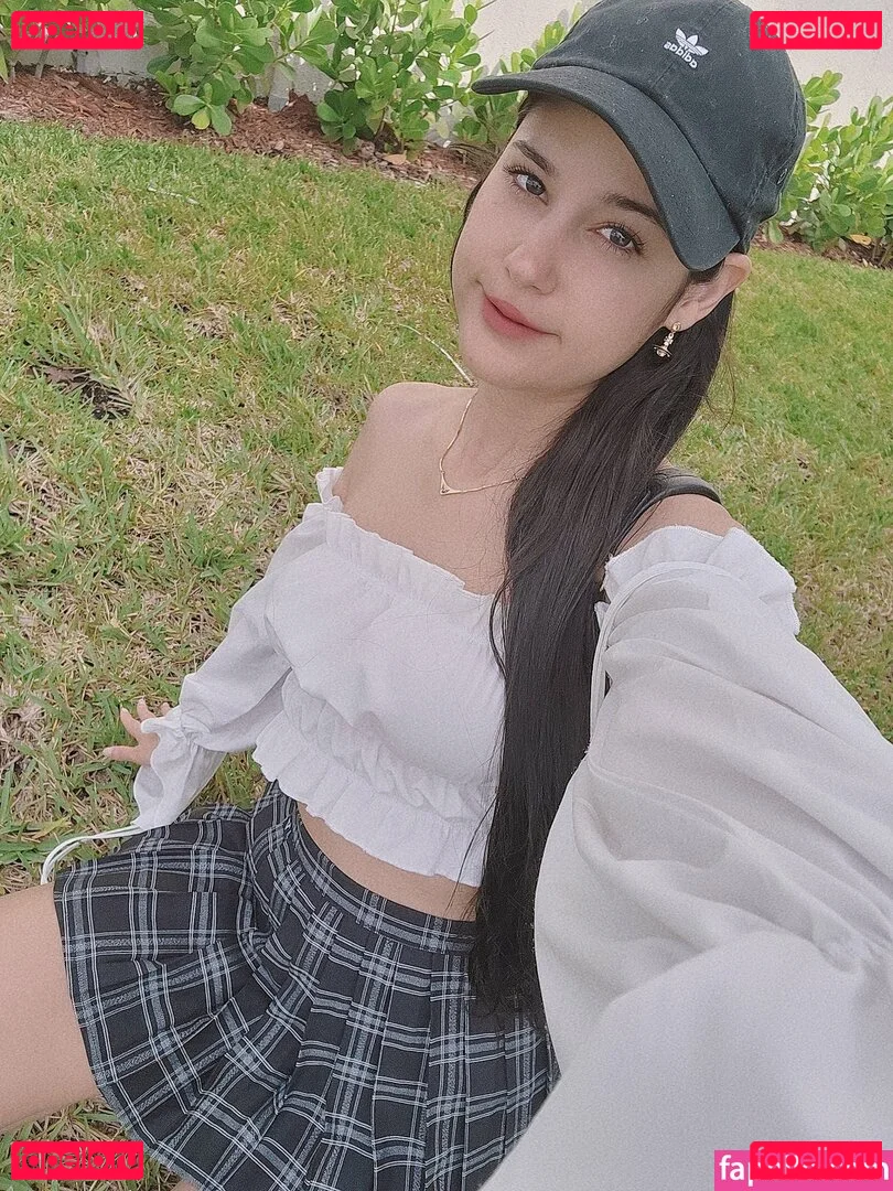 Jinni SG Onlyfans Photo Gallery 