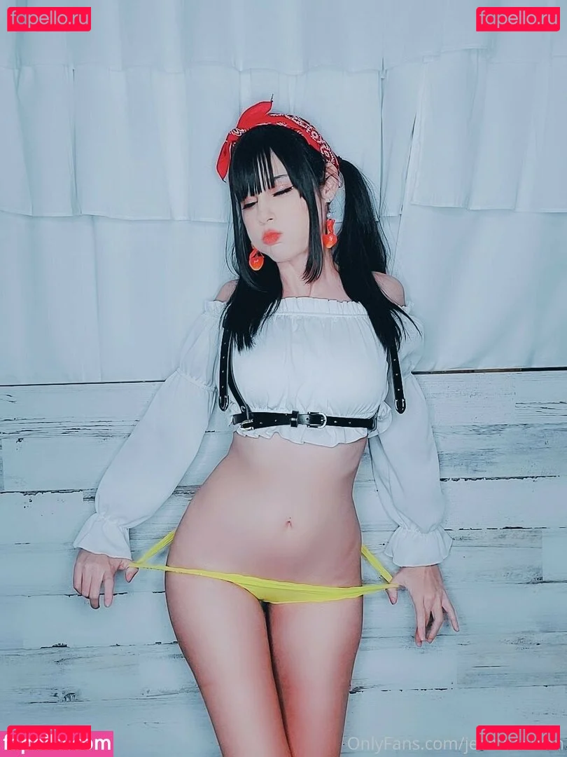 Jinni SG Onlyfans Photo Gallery 