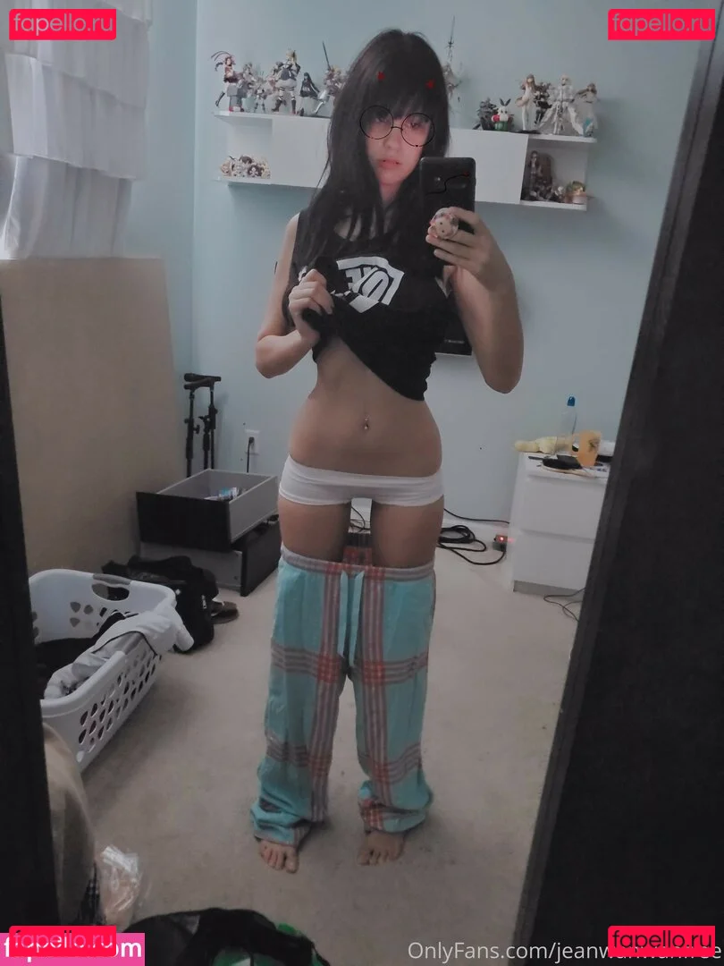 Jinni SG Onlyfans Photo Gallery 