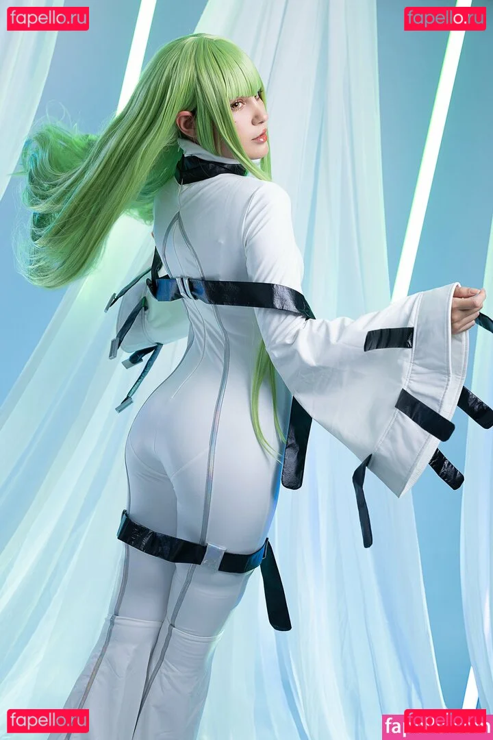 Jinni SG Onlyfans Photo Gallery 