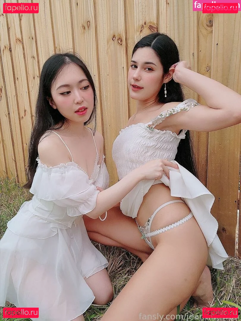 Jinni SG Onlyfans Photo Gallery 
