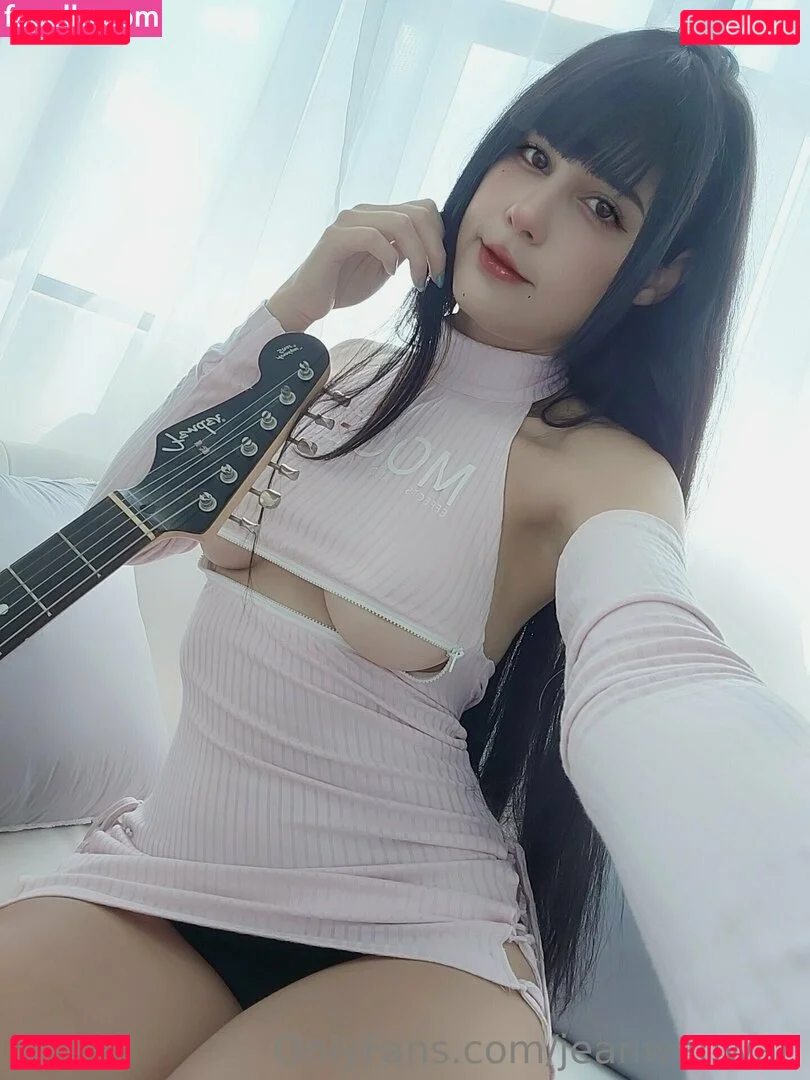 Jinni SG Onlyfans Photo Gallery 