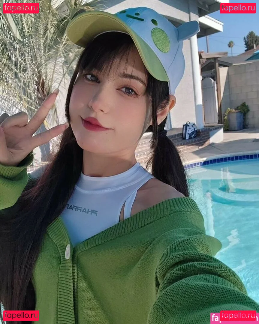 Jinni SG Onlyfans Photo Gallery 