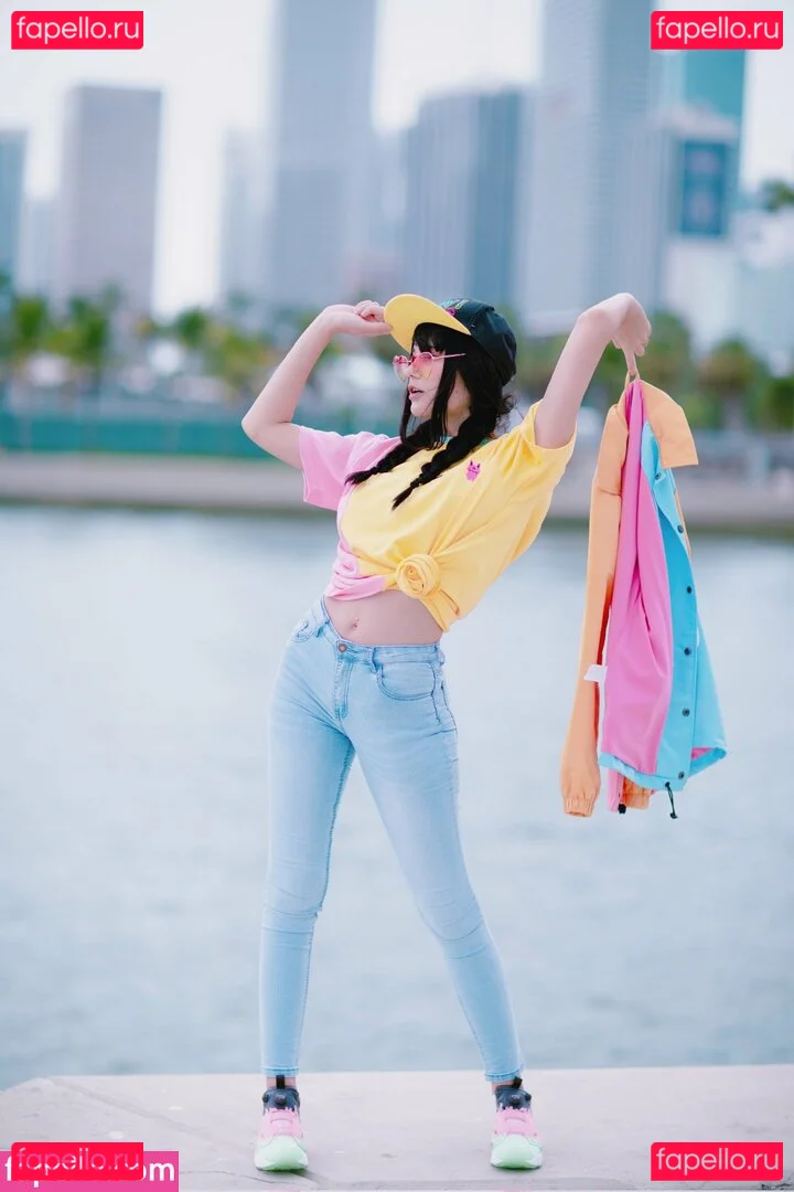 Jinni SG Onlyfans Photo Gallery 