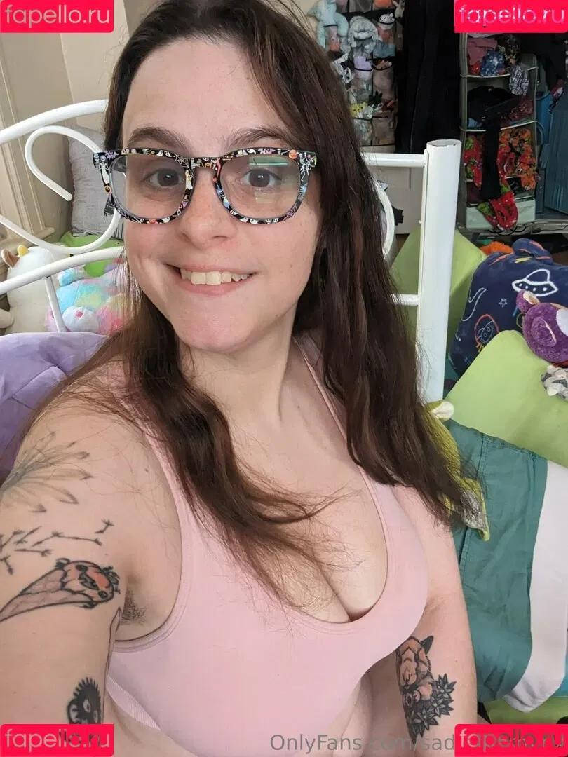 sadiethemynx Onlyfans Photo Gallery 