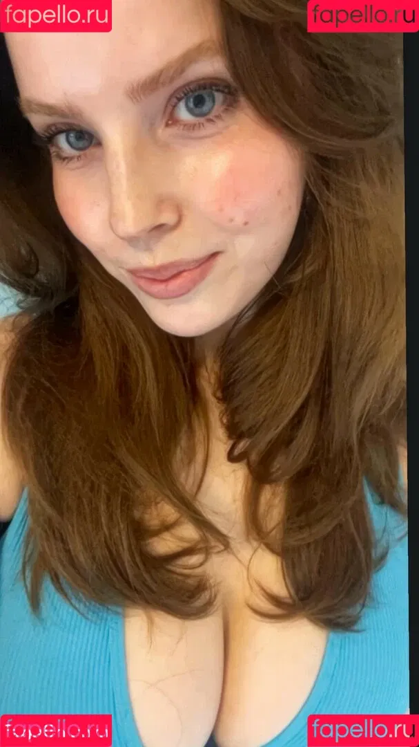 Emily Deyt-Aysage Onlyfans Photo Gallery 