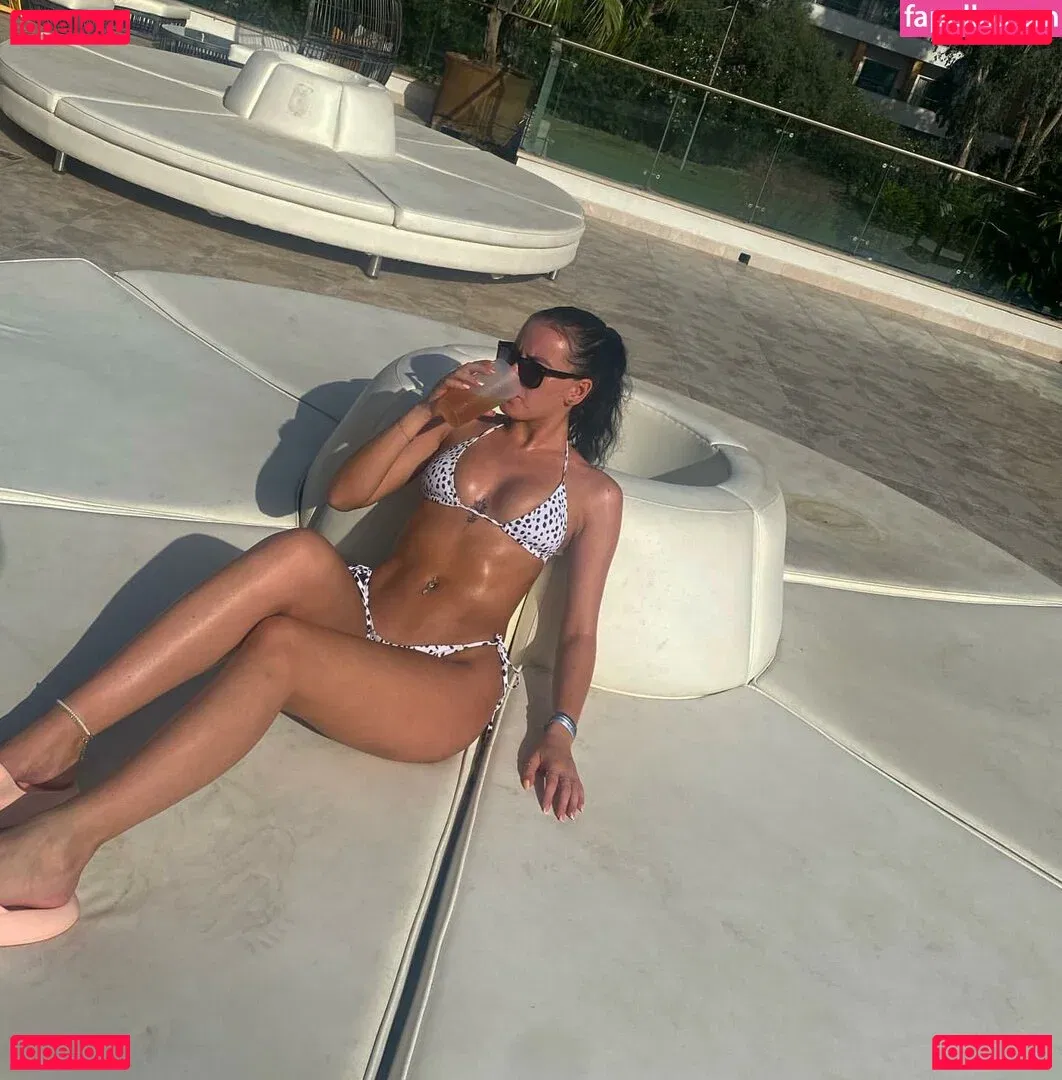 Jodie Galbraith Onlyfans Photo Gallery 