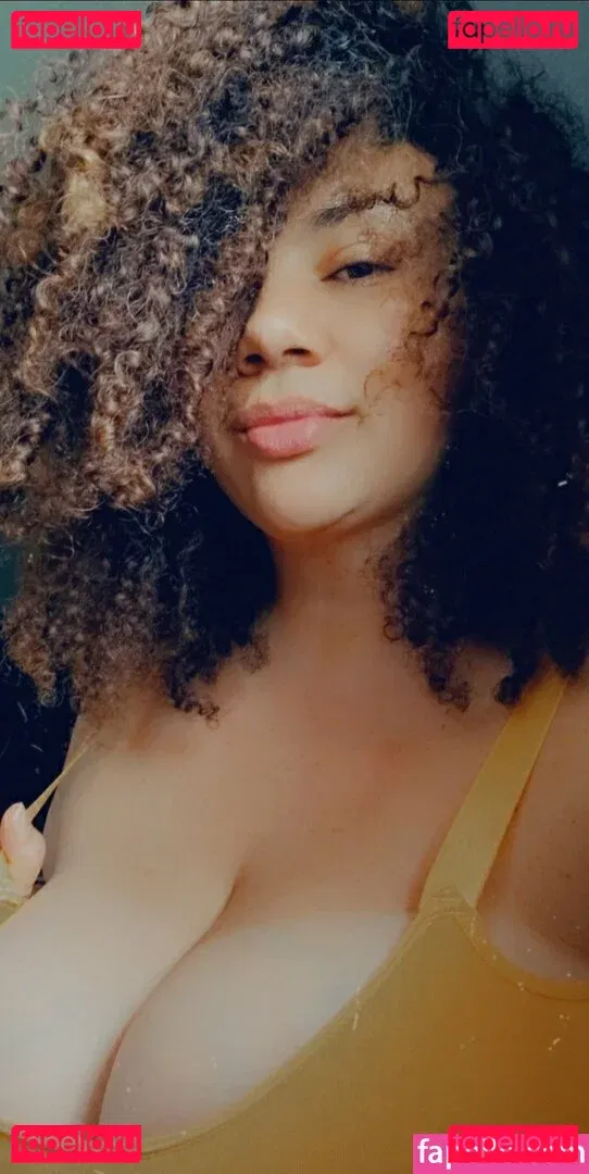 Beigewunder Onlyfans Photo Gallery 